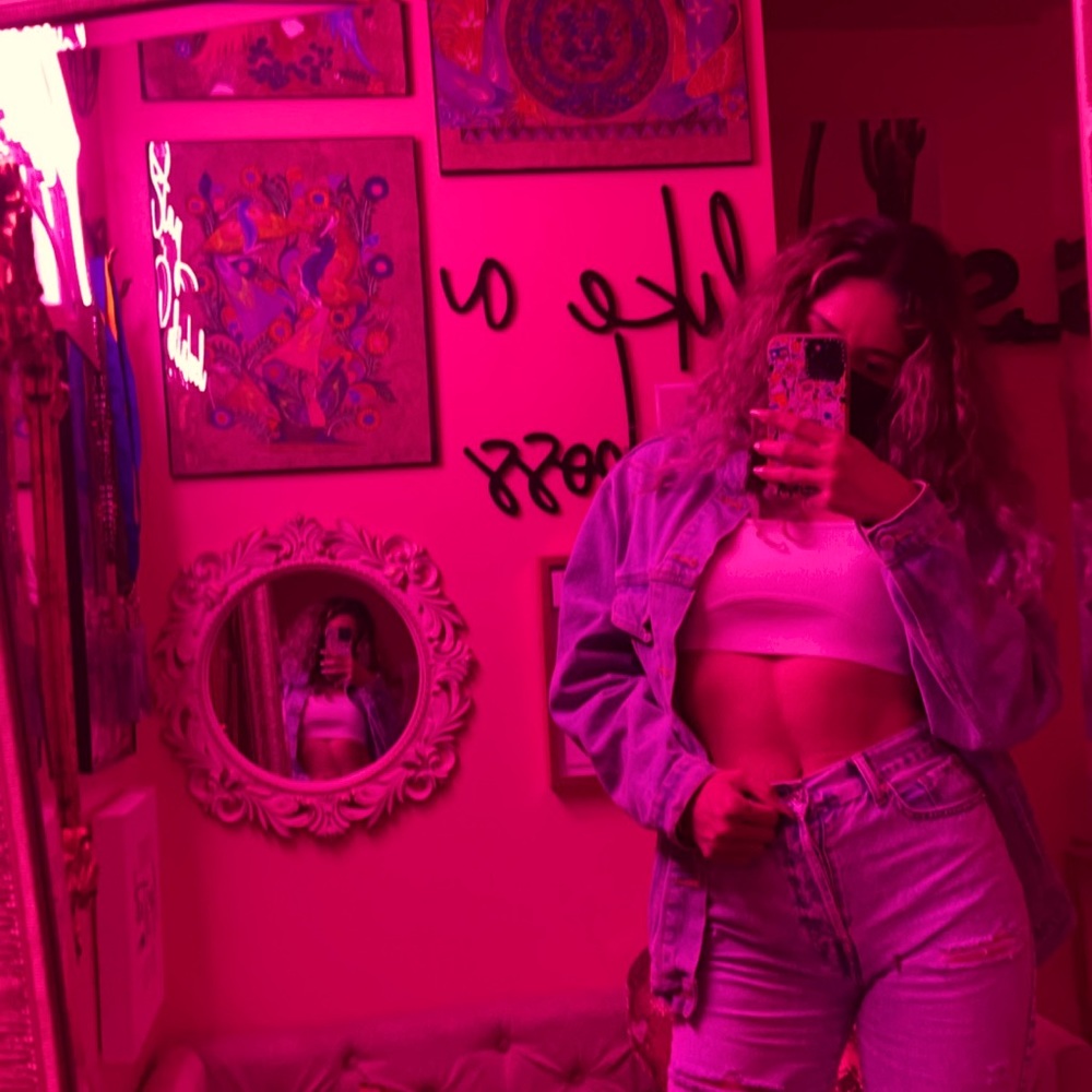 Meet your Posher, Melanie